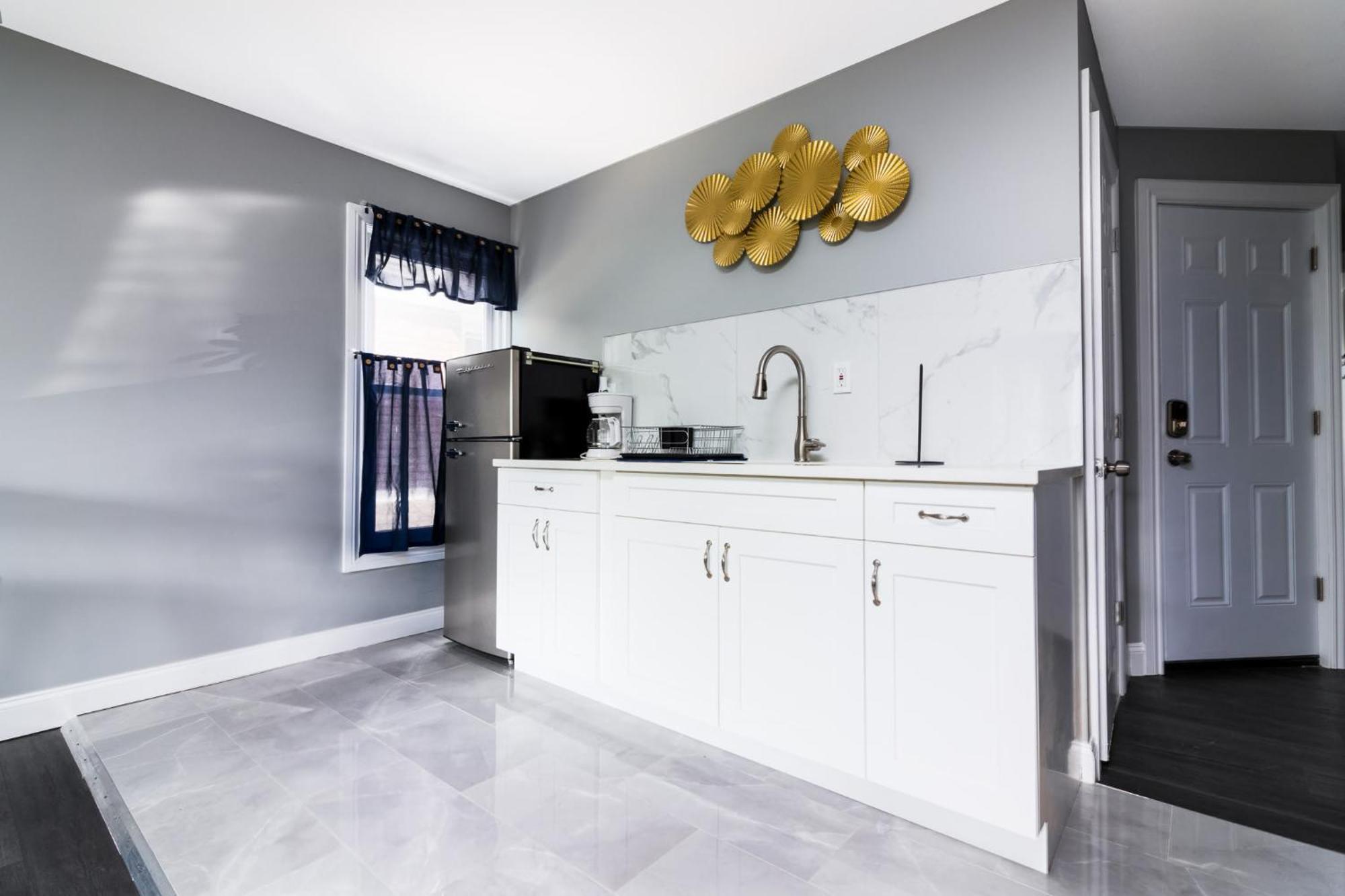 Quaint 1 Bedroom Apartment Sleeps 2-3, Near نياغارا فالس، نيويورك المظهر الخارجي الصورة